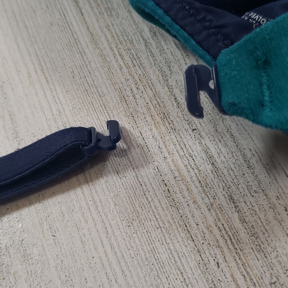 Victoria's Secret mermaid teal green blue padded perfect coverage bra 32C - Picture 8 of 8